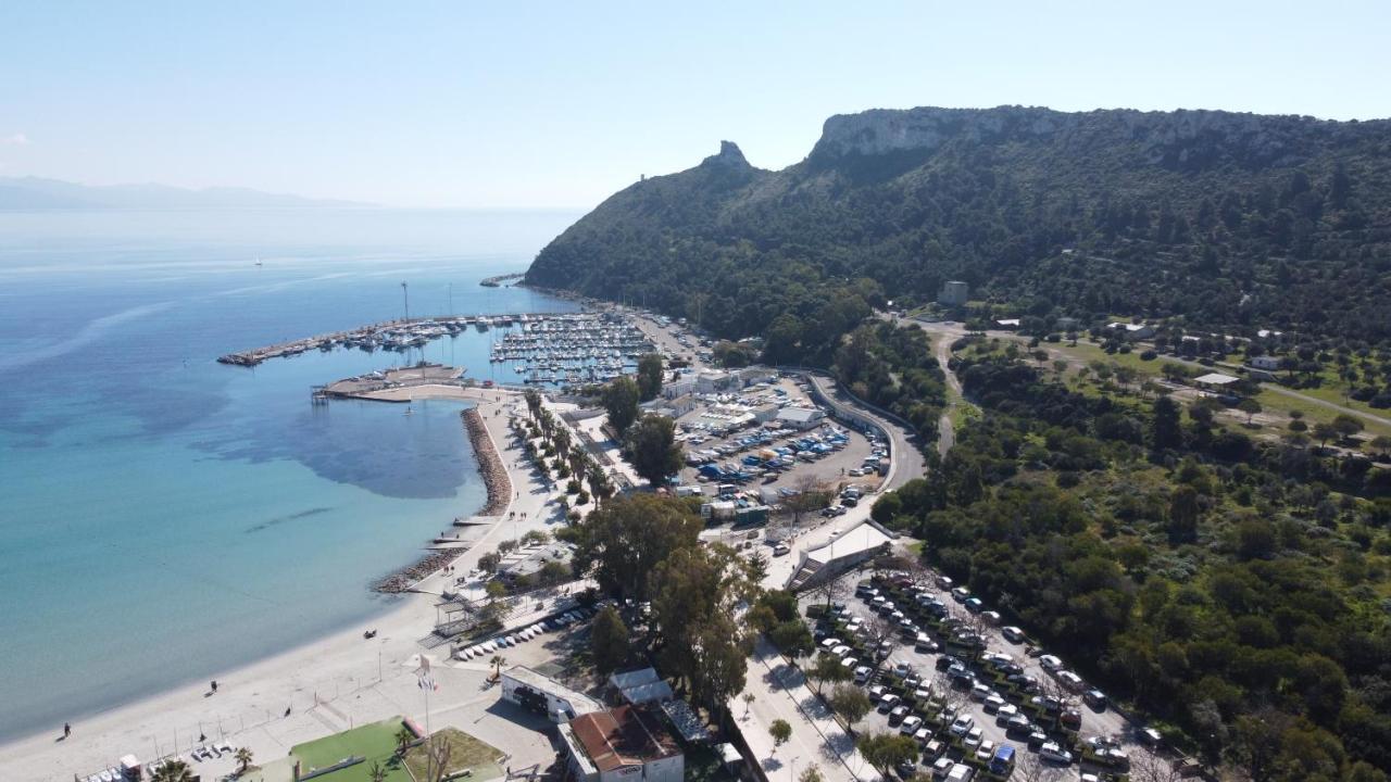 Rooms Best Vacation Ever Cagliari Bagian luar foto