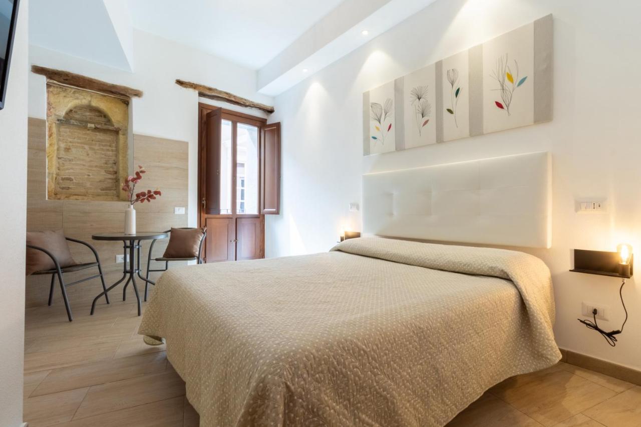 Rooms Best Vacation Ever Cagliari Bagian luar foto