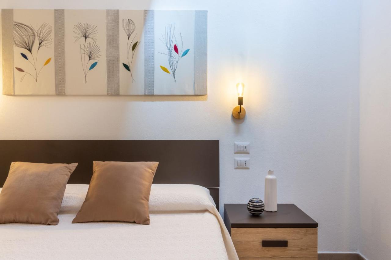 Rooms Best Vacation Ever Cagliari Bagian luar foto