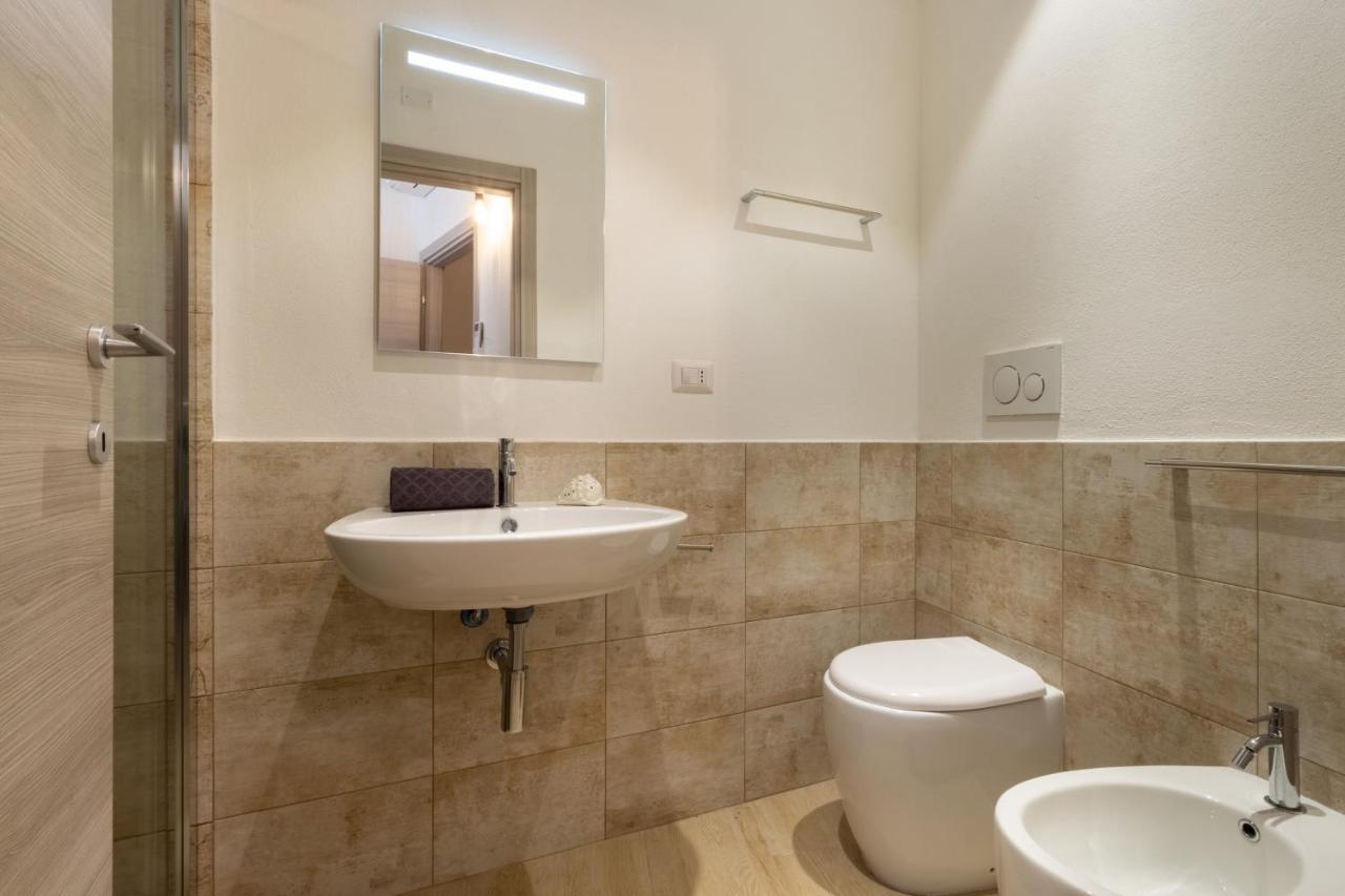 Rooms Best Vacation Ever Cagliari Bagian luar foto