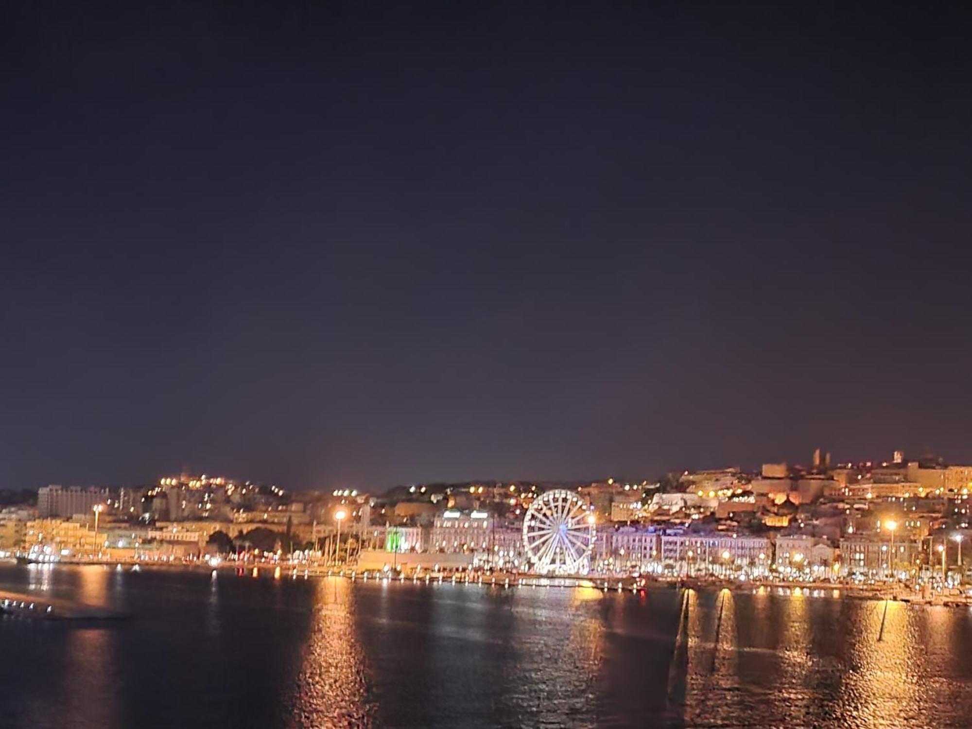 Rooms Best Vacation Ever Cagliari Bagian luar foto